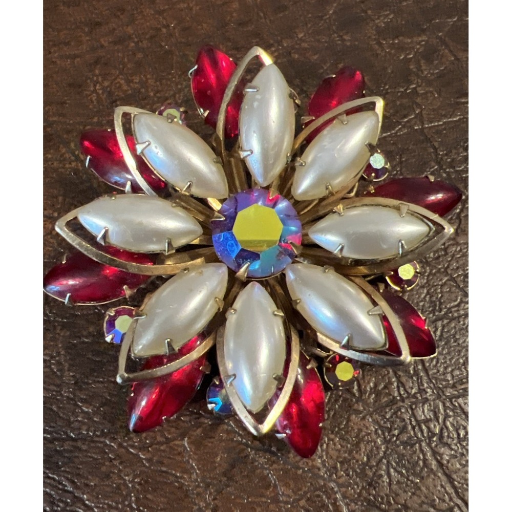 Flower Ruby Red White Aurora Borealis Rhinestones Gold Tone Layered Brooch VTG